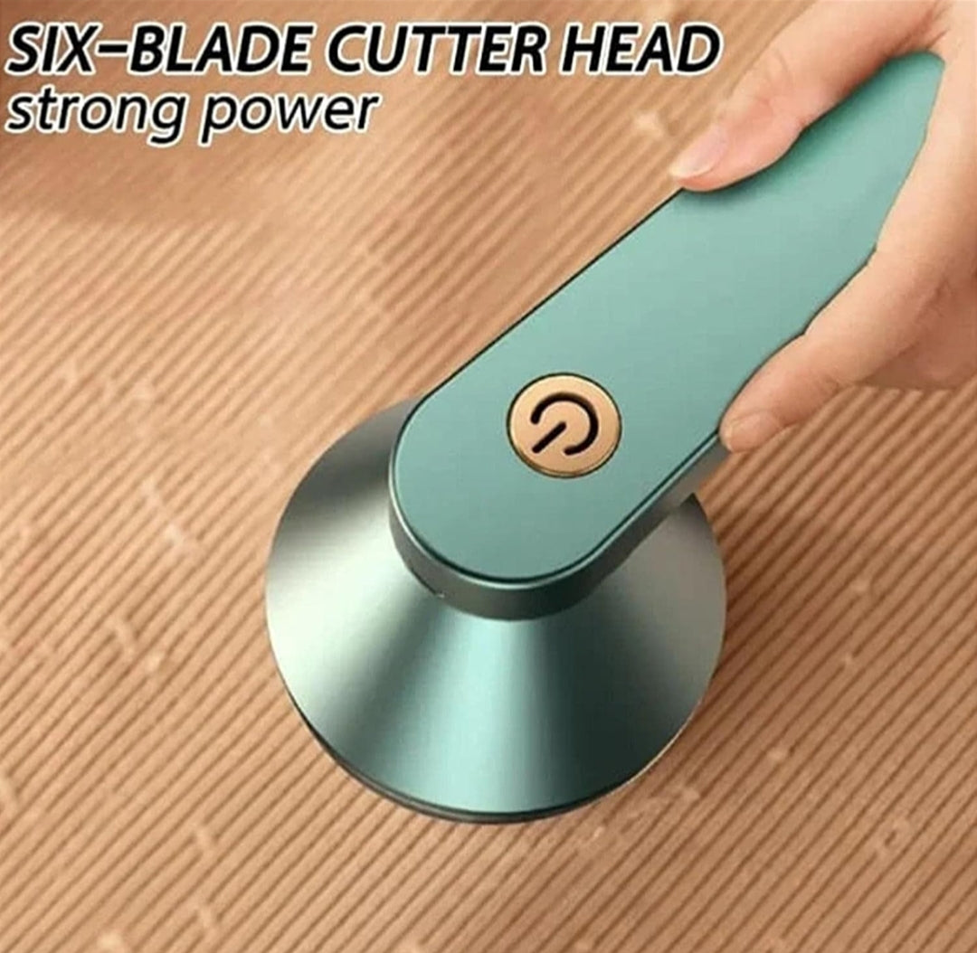 🤚Say Goodbye to Fuzz Balls, Hello to Brand-New Clothes! ✨**
‎
‎Meet the **Electric Lint Remover**, your pocket-sized fabric rescue tool in a stunning forest green finish.
‎